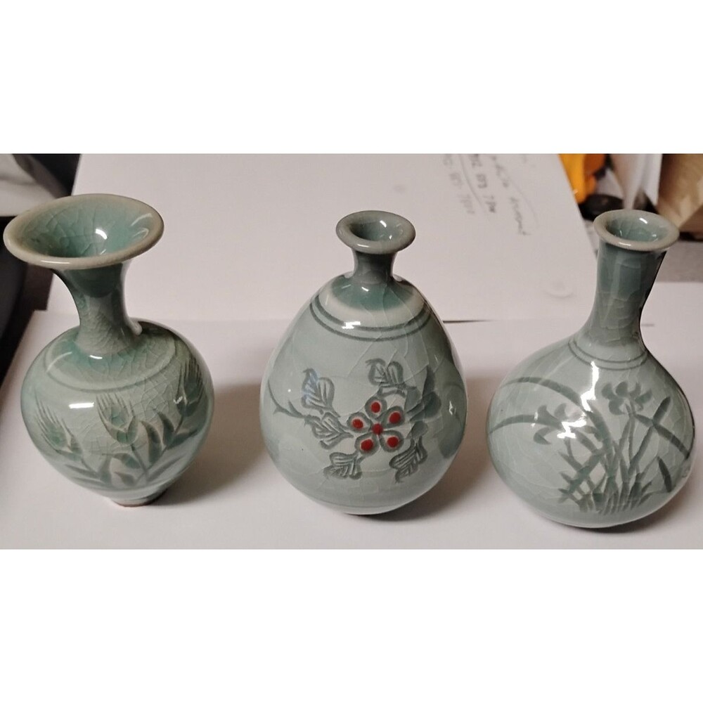 3 Piece Mini Ceramic Glazed Green Korean  Asian Pottery Graduated Vase Set